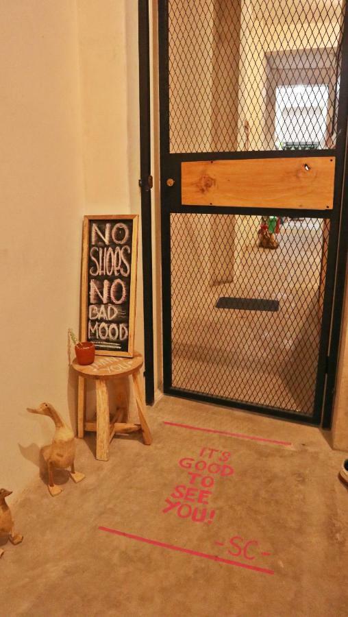 Sante Commune Hostel ジョグジャカルタ エクステリア 写真